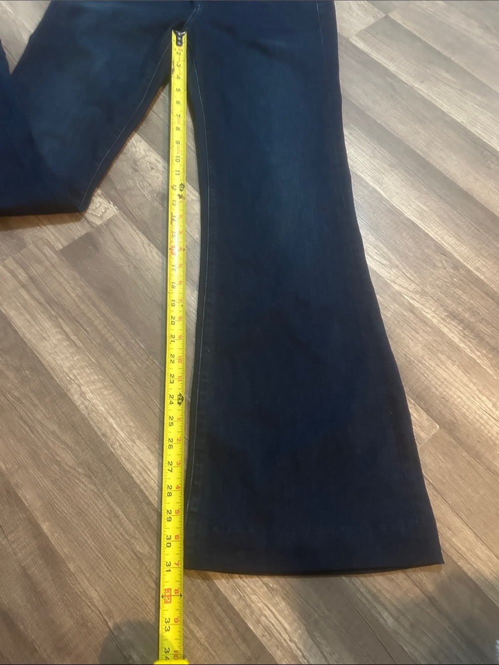 7 For All Mankind Women’s Dark Blue Flare Leg Jeans Size 30 - Picture 9 of 9